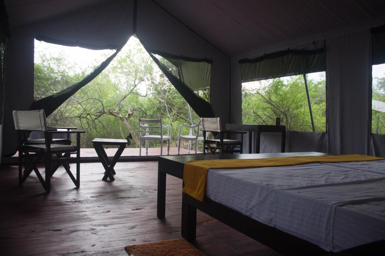 Elephant Lake Yala Tissamaharama Exterior foto